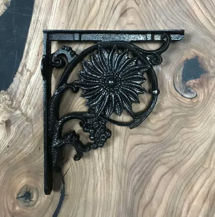 Фото №0 Кронштейн "Цветок"