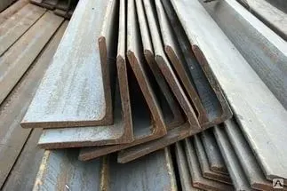 фото Уголок равнополочный 140*140*10 длина 11.75