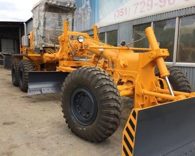 фото автогрейдер ДЗ-98