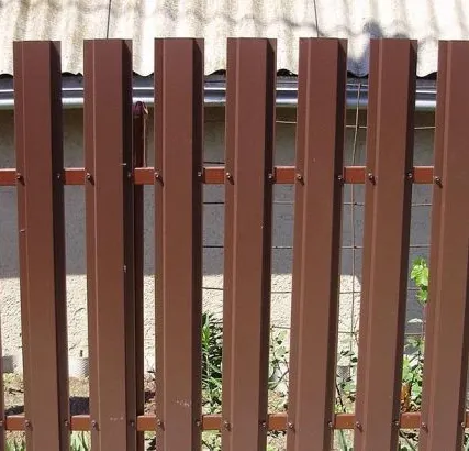 Фото №0 Металлоштакетник ТР 90 (10х10х10х50х10х10х10) 2-х стор Ral 8017