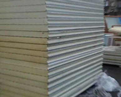 фото Сэндвич панели Пенополиуретан 120 (2ой сорт)