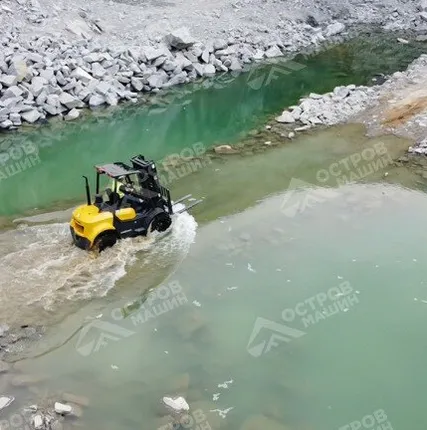 Фото №0 LiuGong CLG2030H-R внедорожный погрузчик 3 тонны (автопогрузчик, кара)