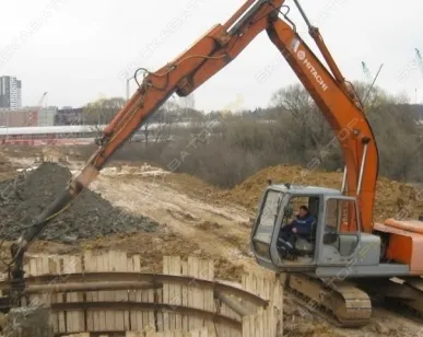 фото Аренда гусеничного экскаватора Hitachi ZAXIS 250H-3, Москва