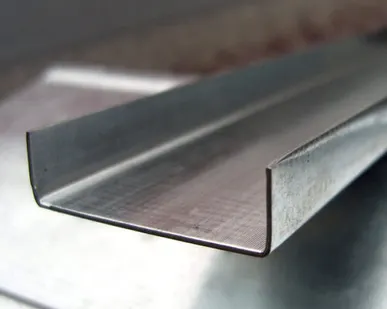 фото Швеллер гнутый 180 x 80 x 5