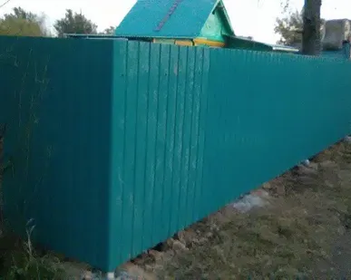 фото Забор из профнастила 1.5 м под ключ