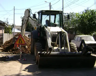 фото Аренда экскаватора-погрузчика TEREX 820, Услуги экскаватора-погрузчика TEREX 820
