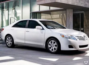 фото Аренда автомобиля с водителем - Toyota Camry