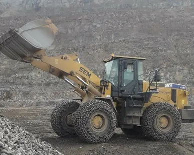фото Погрузчик фронтальный SEM 655D