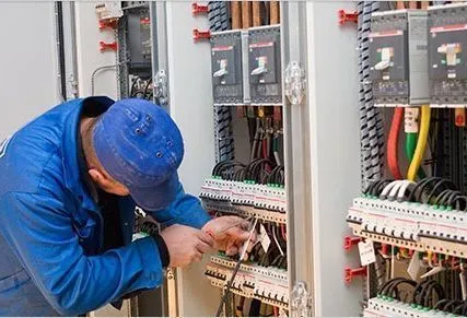 Фото №0 Монтаж электропроводки