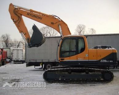 фото Экскаватор гусеничный HYUNDAI R220LC-9S