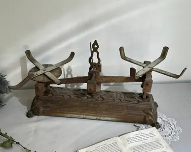 фото Весы рыночные старинные без чаш на 10 кг чугун