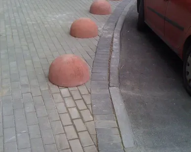 фото Полусфера бетонная 400х300