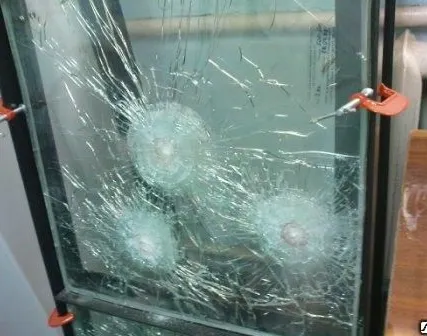 Фото №0 Окно пулестойкое