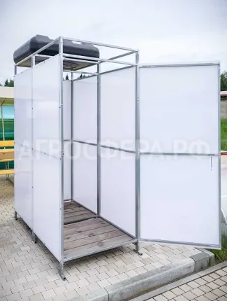 Фото №4 кабина уличного душа с баком и насадкой