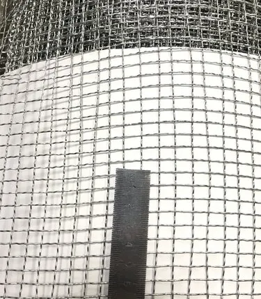 Фото №0 Сетка тканая 5,0х5,0х1,0мм (Н-1 м) ЦИНК. ТУ, пог.м.