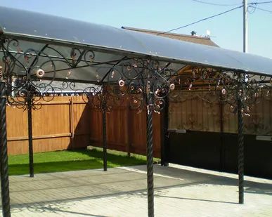 фото Кованые навесы