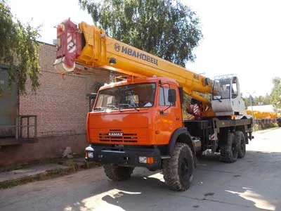 Фото №0 АРЕНДА АВТОКРАНА 25 тонн (АВТОМОБИЛЬНОГО КРАНА) ИВАНОВЕЦ КС-45717К