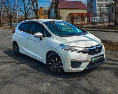 фото Honda Fit 2016
