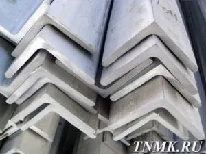 фото Уголок нержавеющий 100х10 мм AISI 304