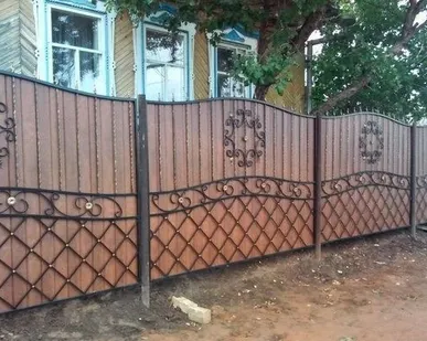 фото Заборы кованные
