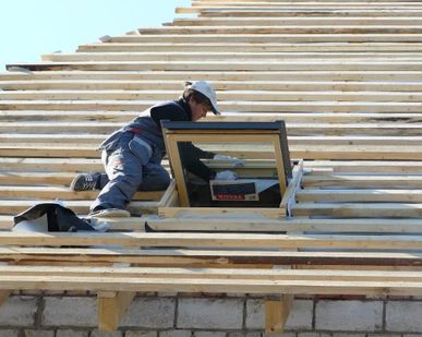 фото Установка мансардных окон velux