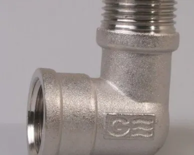 фото Угловой 15 - 1420мм стальное нержавеющее полиэтиленовое ПЭ ПНД