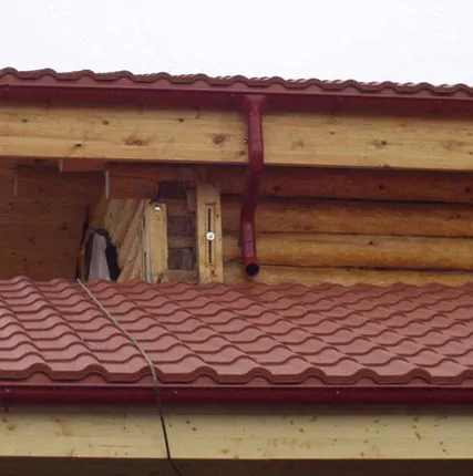 Фото №0 Монтаж металлочерепицы без утепления на односкатную крышу