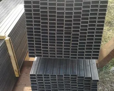 фото Труба профильня 40х20