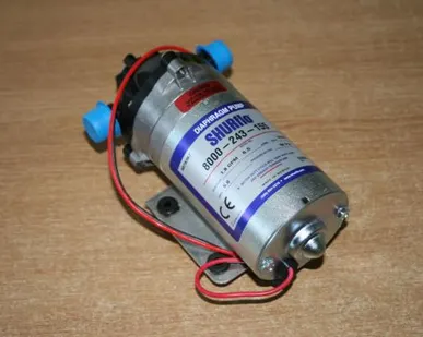 фото Насос 12V и 24V для смачивающей системы катков