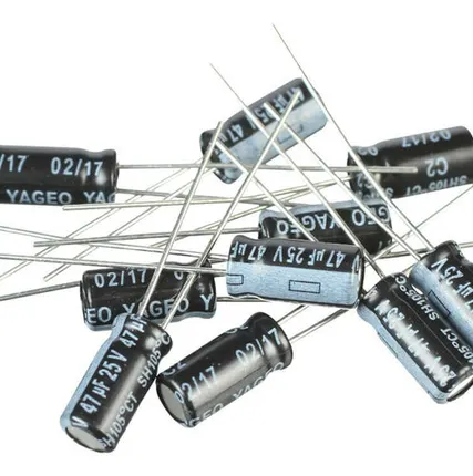 Фото №0 Конденсаторы электролитические 47 мкФ (10 шт.)