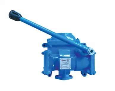 фото Ручной поршневой Р 0,8-30