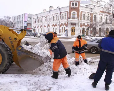 фото Сезонное обслуживание по вывозу снега