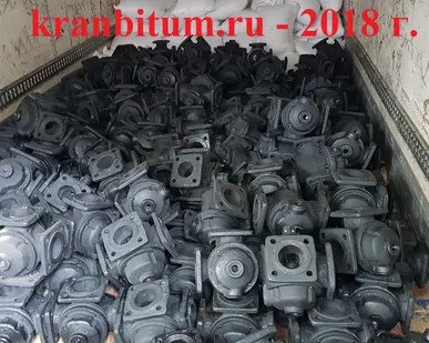 фото Битумный кран трехходовой