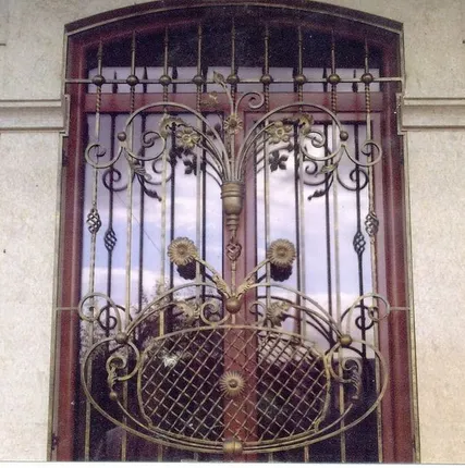 Фото №0 Кованые решетки