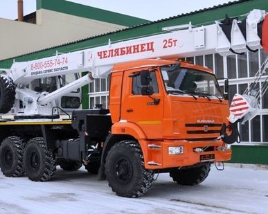фото Стрела 28,1 метра. Автокран ЧЕЛЯБИНЕЦ КС-55732-28 КАМАЗ-43118 (6х6)