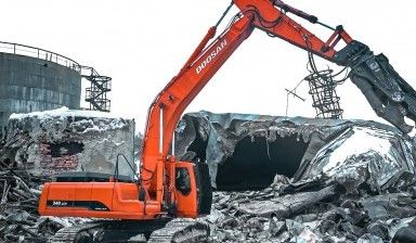 фото Услуги полноповоротного экскаватора на гусеницах