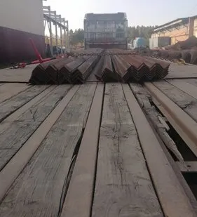 фото Уголок 09Г2С 63х5 12м