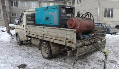 фото Работа компрессорной установки на 2 молотка