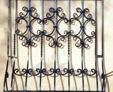 фото Решетка на окно RK5