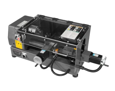 фото SP2138 Токарный станок с ЧПУ с горизонтальной станиной с щитком экраном из оргстекла