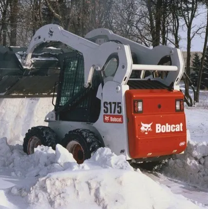 Фото №0 Аренда фронтального мини-погрузчика от 0.2 м3 до 1 м3.