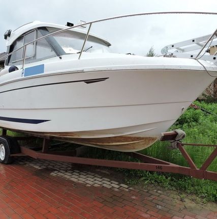 Фото №0 Кабинный катер Beneteau Antares 6.80