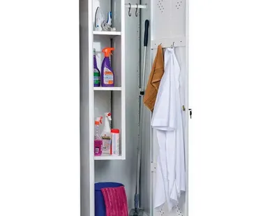 фото Шкафы медицинские для раздевалок