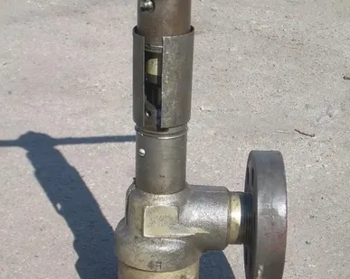 фото Клапан запорный угловой КЗУ ТУ 3742-005-05777029-2010