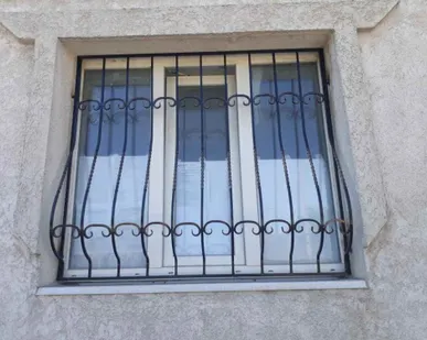 фото Решетка оконная ковка 1000х1500