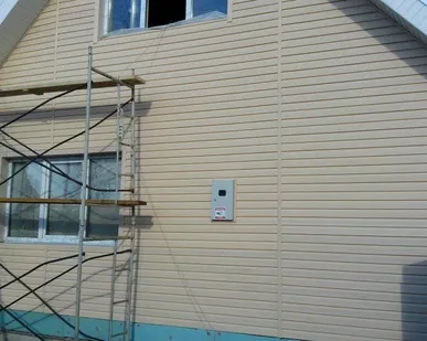 фото Работа по установке сайдинга