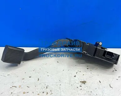 фото Педаль акселератора грузовиков Рено