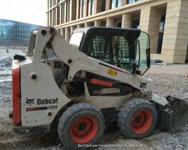 фото Аренда мини-погрузчика Bobcat 530