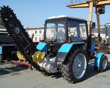 фото Аренда траншеекопателя, бара, грунторез