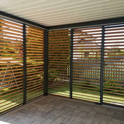 Фото №0 Жалюзи для беседок, террас, пергол